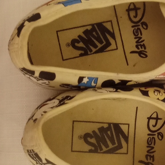 Mickey and Minnie Mouse 90th Anniversary Vans - Picture 5 of 5